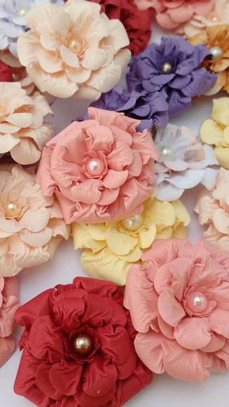 Flor de papel amassadinha