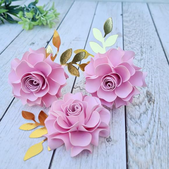 Flor de Papel para Topo de Bolo