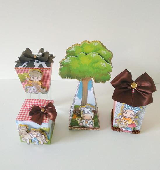 Kit festa personalizado luxo (32 peças)