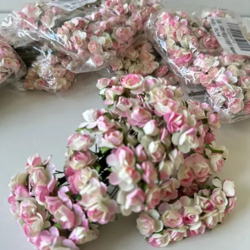144 Unidades Mini Flores de Papel 1,5cm