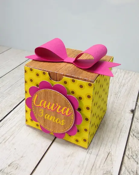 Caixa cubo Mascha
