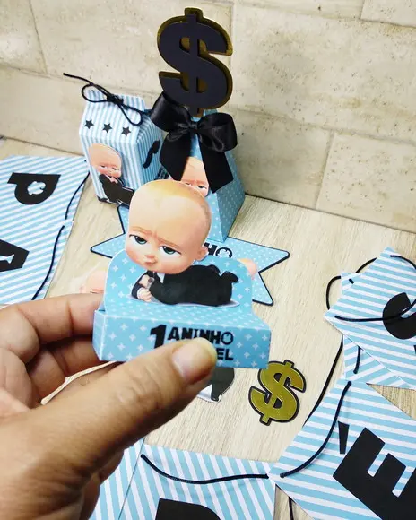 Festa em casa com mini caixas