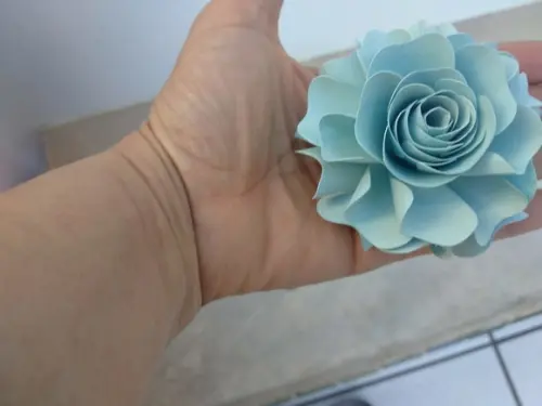Flor de Papel com 8 cm