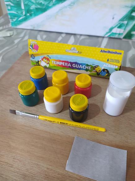 10 Kits para Montar e Colorir