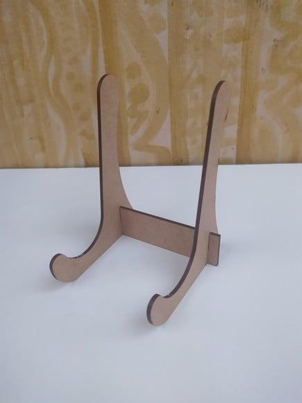 3 Suportes para Quadros e Pinturas