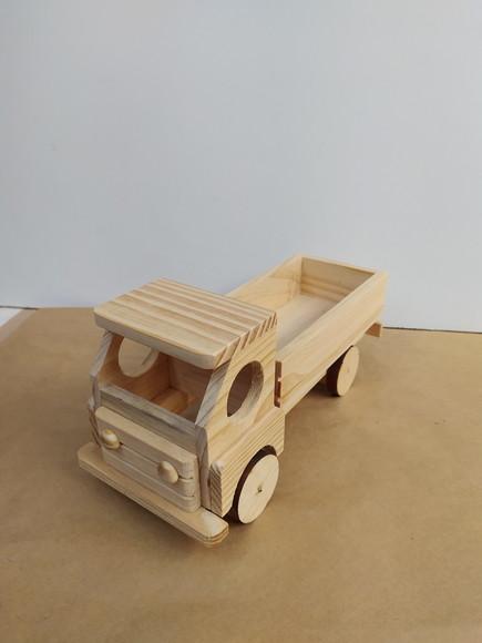 Caminhão para Pajem com Carroceria