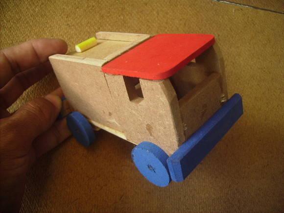 carrinho com porta objetos