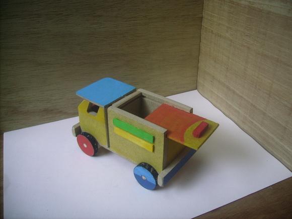 Carrinho De Madeira Customizado
