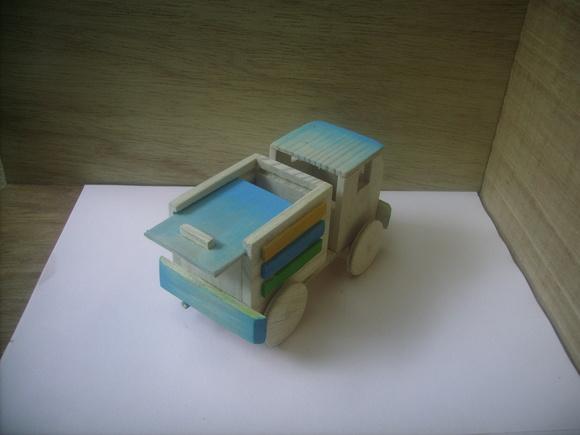 Carrinho De Madeira Customizado