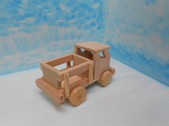 Carrinho de madeira- Envio em 3 dias.