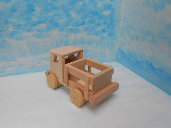 Carrinho de madeira- Envio em 3 dias.