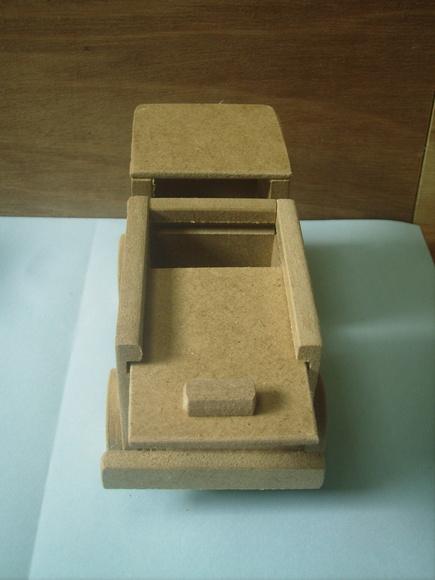 Carrinho em Miniatura Cru- Porta Treco 1 Unidade