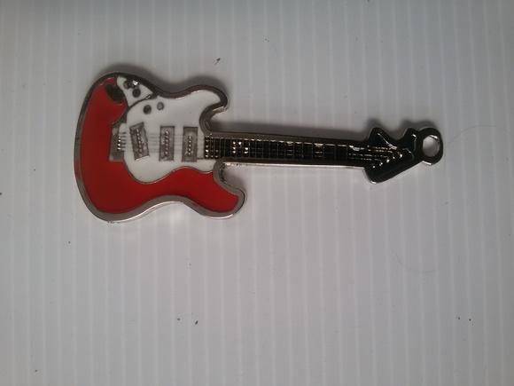 chaveiro guitarra com gravação