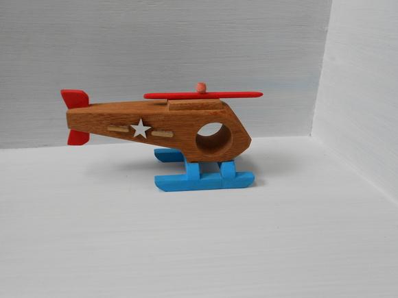 Helicóptero De Madeira - Modelo Esquilo