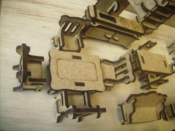 Kit Moveis Miniaturas- 36 Peças Montadas