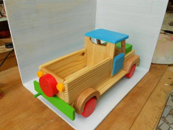 Pick Up De Madeira grande- customizada e