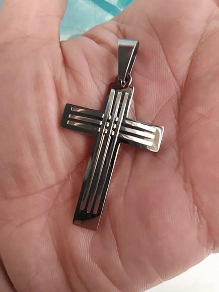 Pingente Crucifixo Trindade em Aço Inox