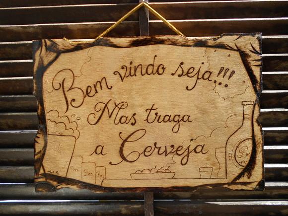 placa artesanal pirografada