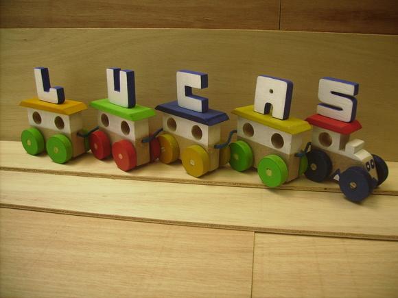 Trenzinho Com Nome Multicolorido