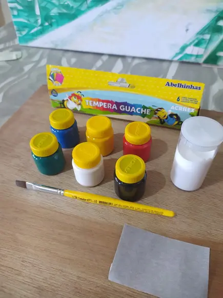 10 Kits para Montar e Colorir