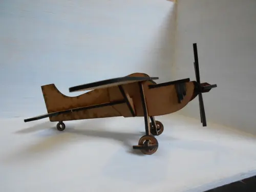 avião cessna montado