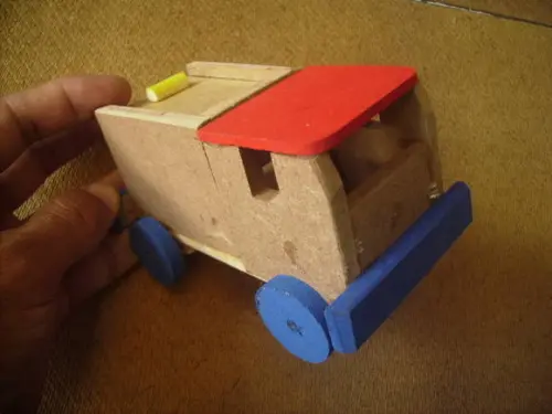 carrinho com porta objetos