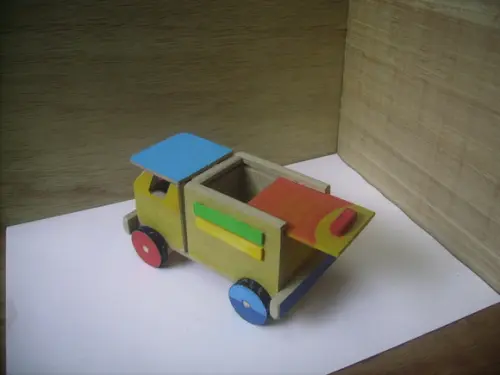 Carrinho De Madeira Customizado