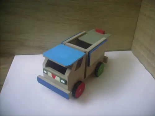 Carrinho De Madeira Customizado