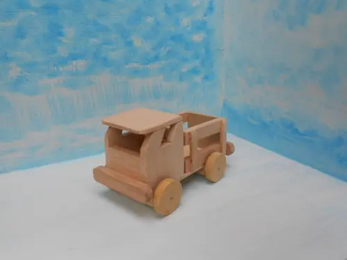 Carrinho de madeira- Envio em 3 dias.