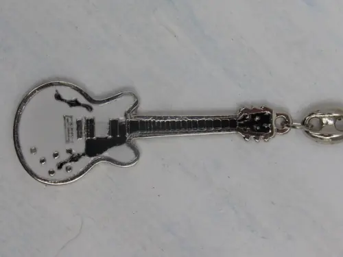 chaveiro guitarra com gravação