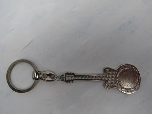 chaveiro guitarra com gravação