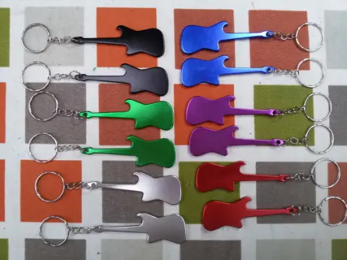 Chaveiro Guitarra Metal- 12 Unidades