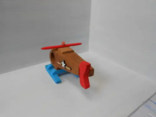 Helicóptero De Madeira - Modelo Esquilo