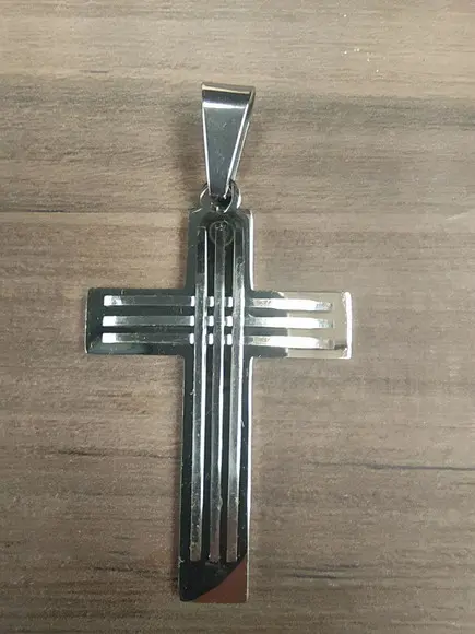 Pingente Crucifixo Trindade em Aço Inox
