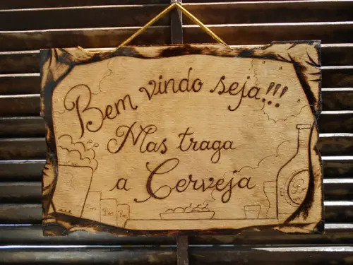 placa artesanal pirografada