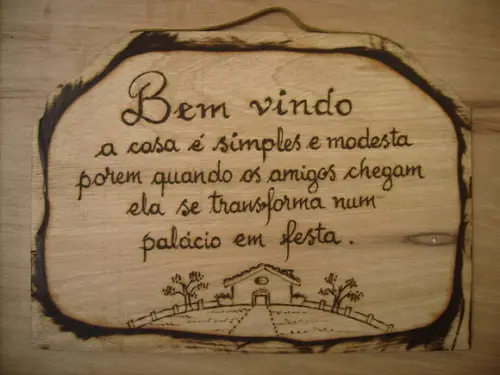 placa artesanal pirografada