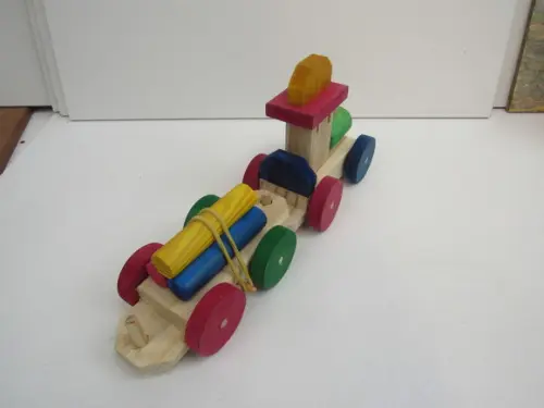 Trenzinho De Madeira multicolorido 2