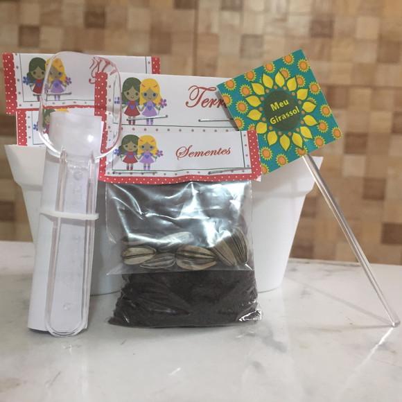 Mini Kit Jardinagem Jardim Das Bonecas