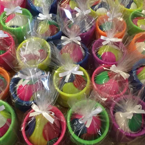 Lembrancinha Kit bola com mola
