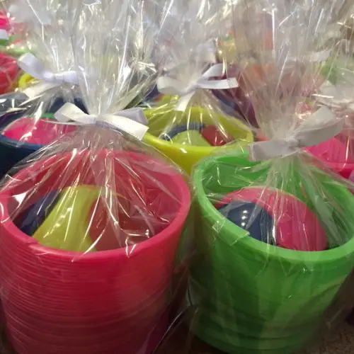 Lembrancinha Kit bola com mola