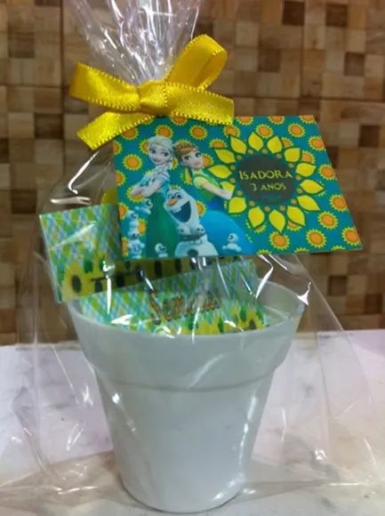 Lembrancinha Mini Kit Jardinagem Frozen