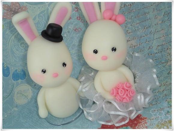 Noivos em Biscuit Personalizado Coelhinhos