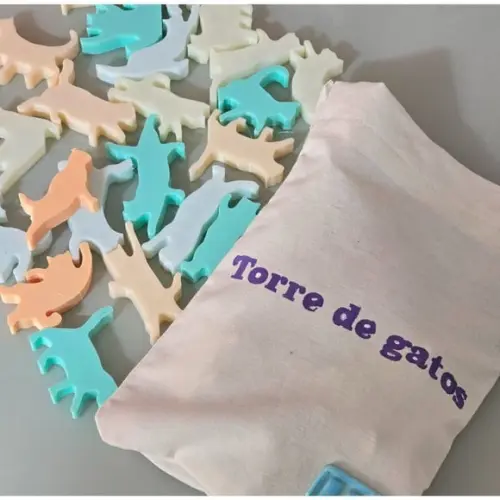 Jogo Torre de Gatos Equilíbrio e Coordenação