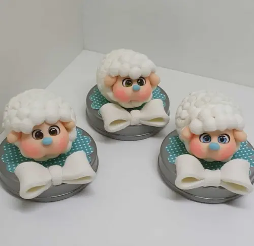 Lembrancinha de Ovelhinha em Biscuit