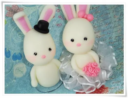 Noivos em Biscuit Personalizado Coelhinhos