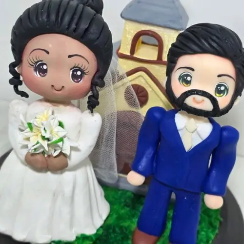 Noivos em Biscuit Personalizado Igreja