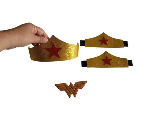 Tiara e Bracelete Mulher Maravilha
