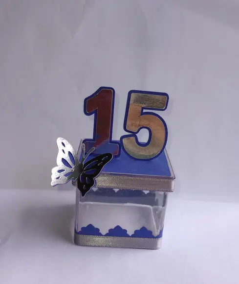 Caixinha Personalizada 15 Anos