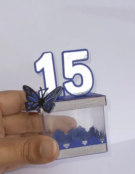 Caixinha Personalizada 15 Anos