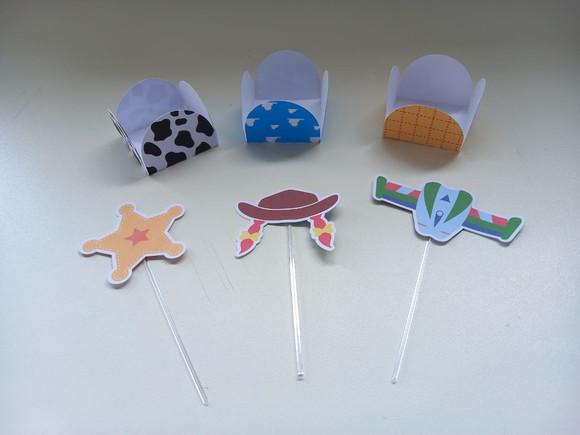 Forminhas para Doces + Topper's Toy Story 50 Unidades